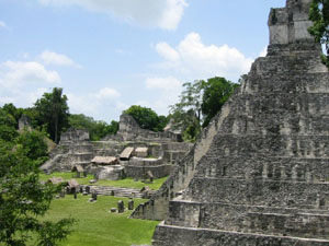 Amérique Centrale, Guatemala, Tikal, acropole