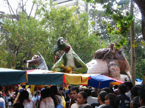 desfile en el carnaval de cochabamba