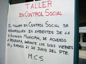 Bolivie, Valle Alto, Aiquile, panneau d'accueil d'un taller en controle social