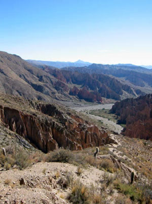 Bolivie, Tupiza, contreplongee sur la vallee