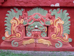 Amérique Centrale, Honduras, Copan, temple reconstitue avec ses couleurs originelles