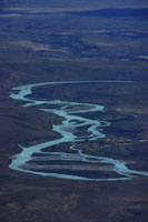 Les rivieres alimentee par les glaciers sont d'un bleu particulier