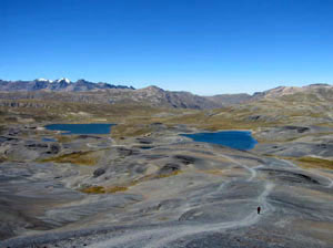 Bolivie, Camino del inca del choro, lac de montagne de la cumbre de la paz