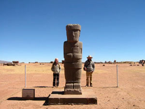 Bolivie, La Paz, Tiwanacu, monolithe