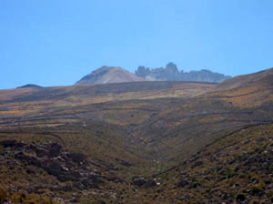 Bolivie, Salar d’Uyuni, vue du volcan Tunupa